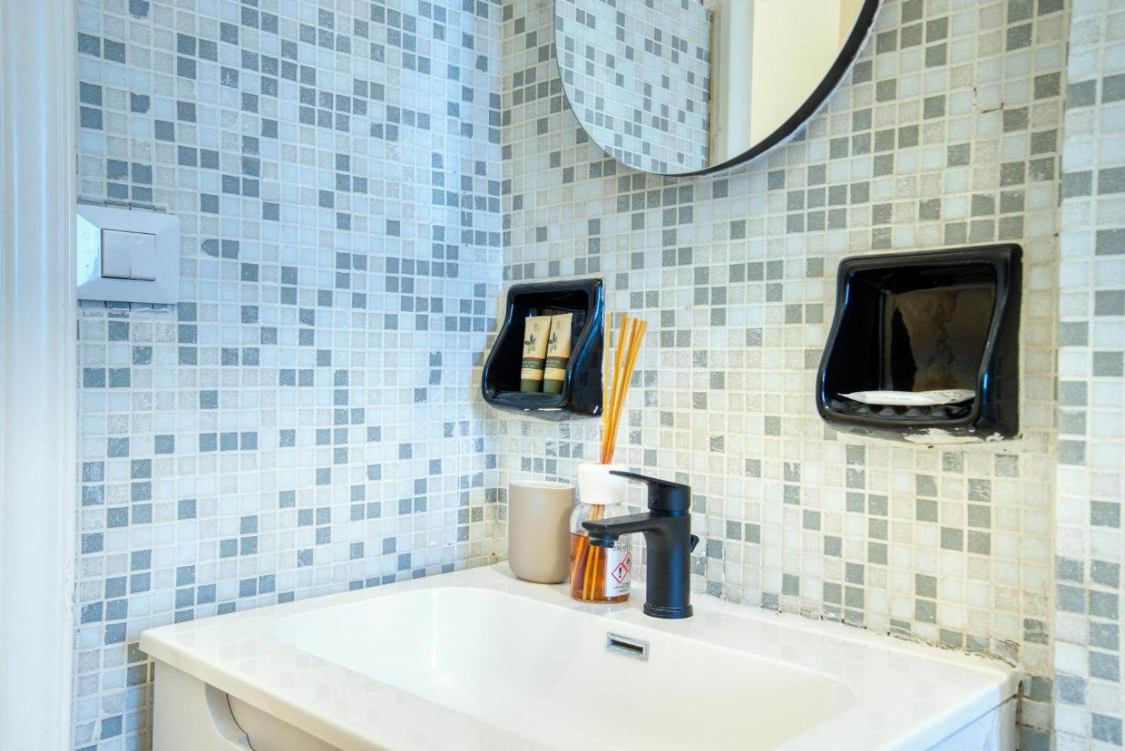 Italianflat - Elegant Suites With Balcony In Navigli Milan Extérieur photo